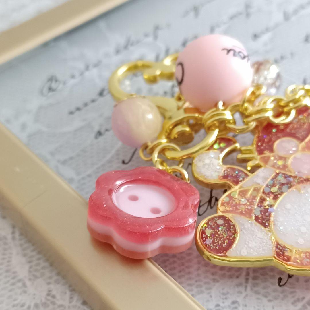 ♡苺みるく♡ツギハギ猫　レジンキーホルダー　ハンドメイド