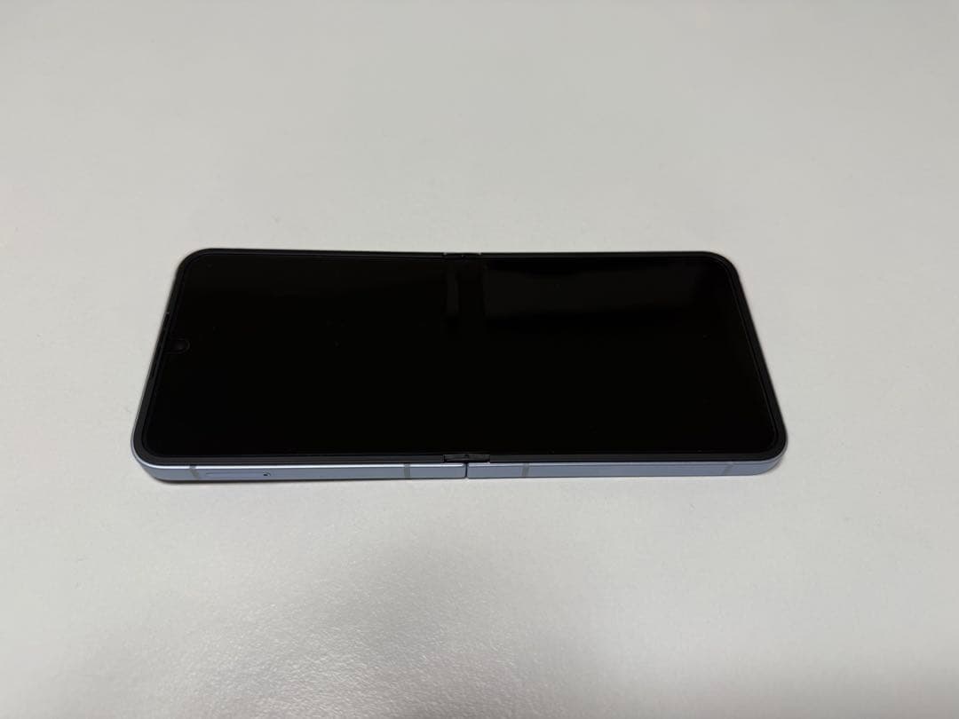 Samsung Galaxy Z Flip6 本体