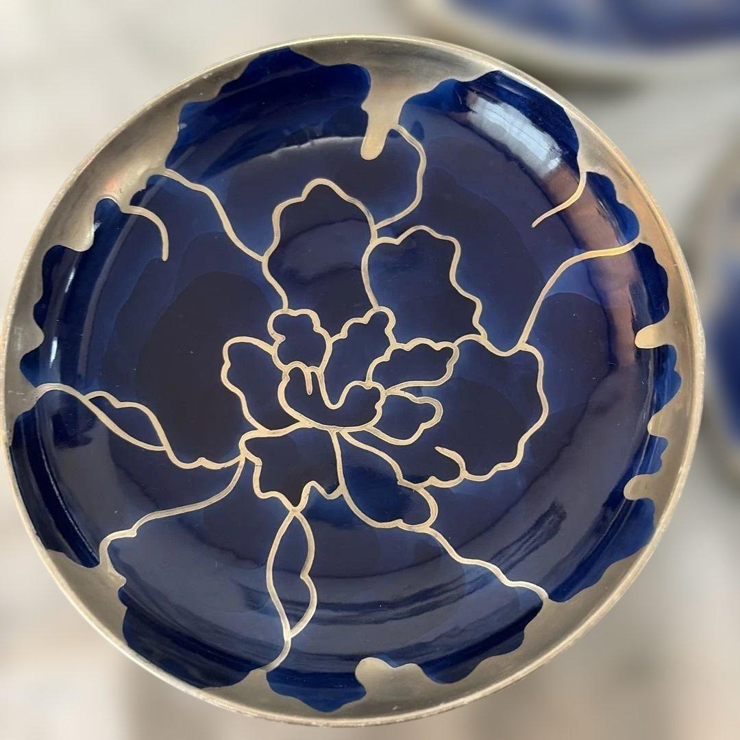 【有田焼】瑠璃色銀彩の銘々皿　大輪花　4枚