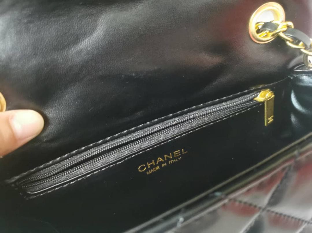 箱付 VVIP CC ロゴブラック キルティングショルダーバック　ノベルティ