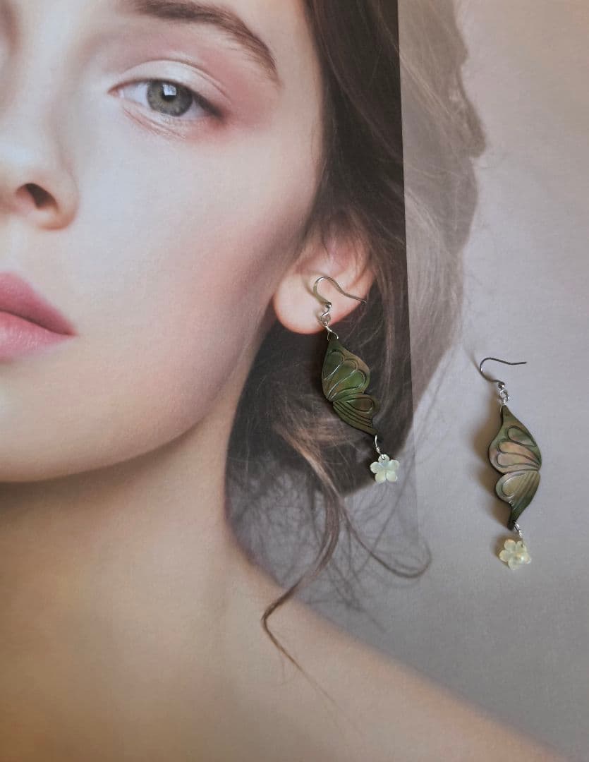 バタフライカービング黒蝶貝×フラワーカービング白蝶貝×ブラックオニキス　　高品質