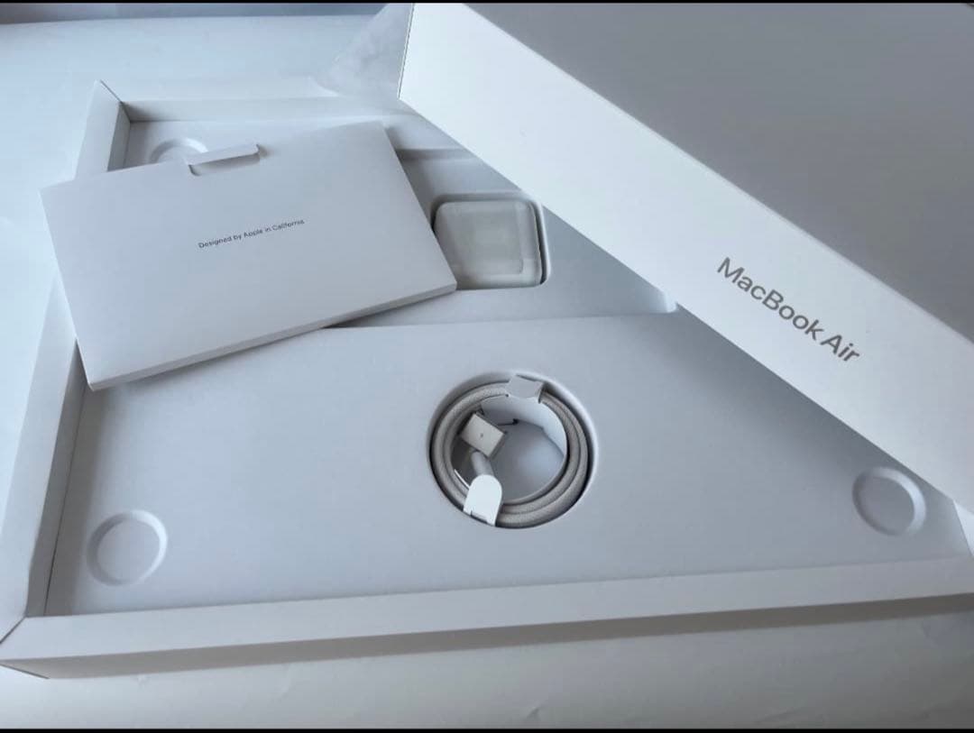【値下げ】美品 MacBook Air 15インチ M3 16GB 512GB