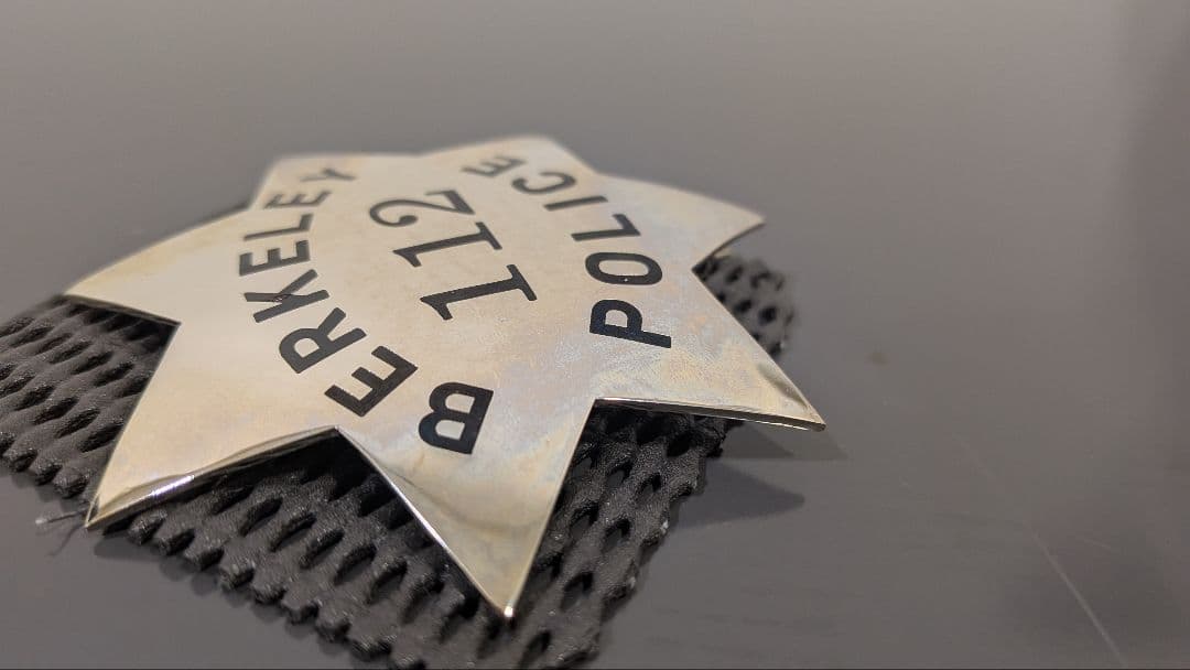 BERKELEY POLICE 112 セカンドバッジ