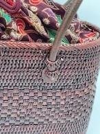 バリ島直輸入　アタバッグ　レッドブラウン　一列文様　バティック　幅30CM