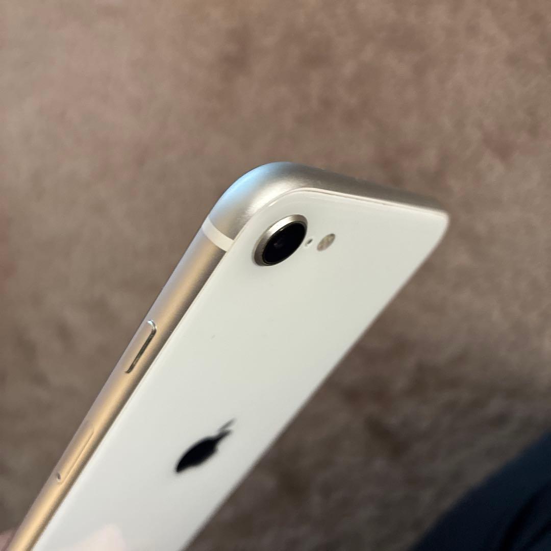 Apple iPhone se2本体 64G ホワイト