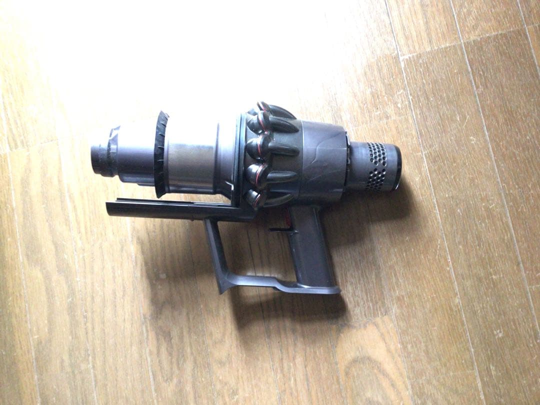 Dyson V11fluffyハンディクリーナー、ジャンク品