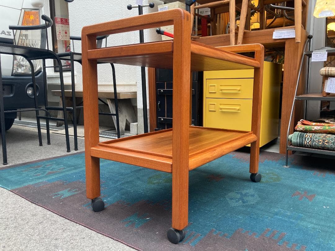 北欧ヴィンテージ☆SALLING STOLEFABRIK 社／ワゴン／チーク材