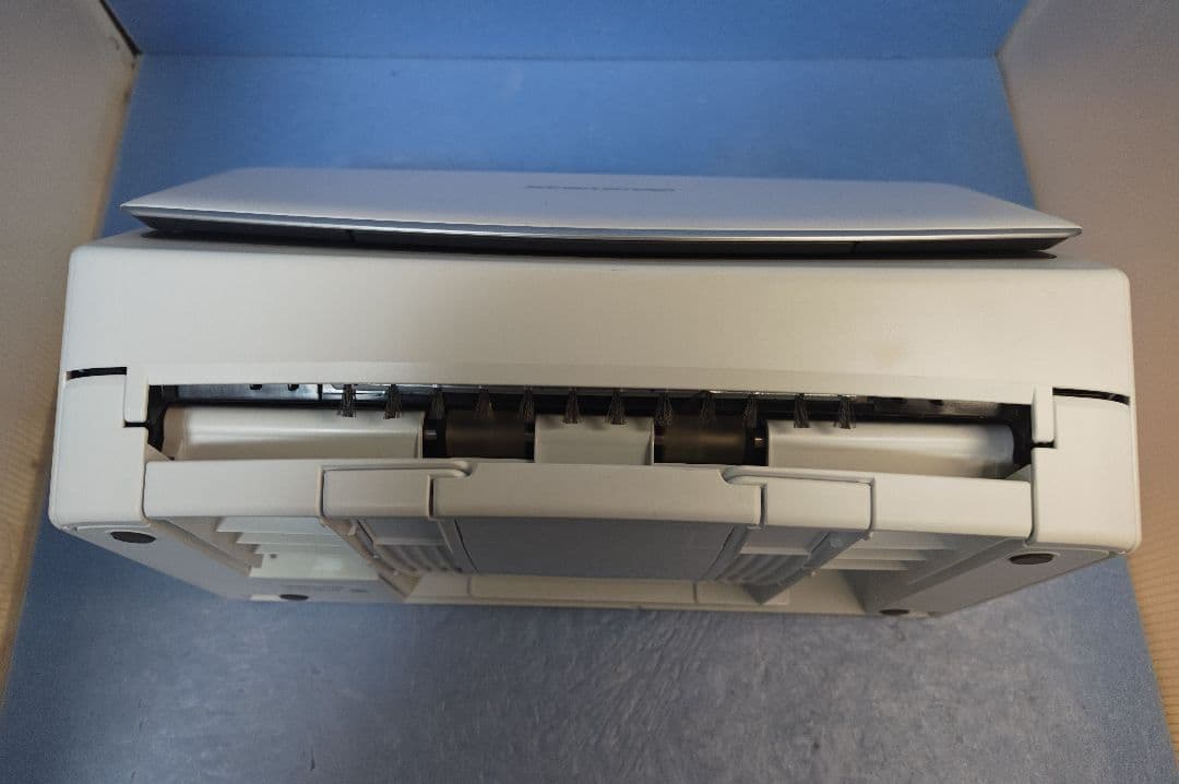 たまった書類を一気にスキャン 富士通 ScanSnap iX1500（白）使用並