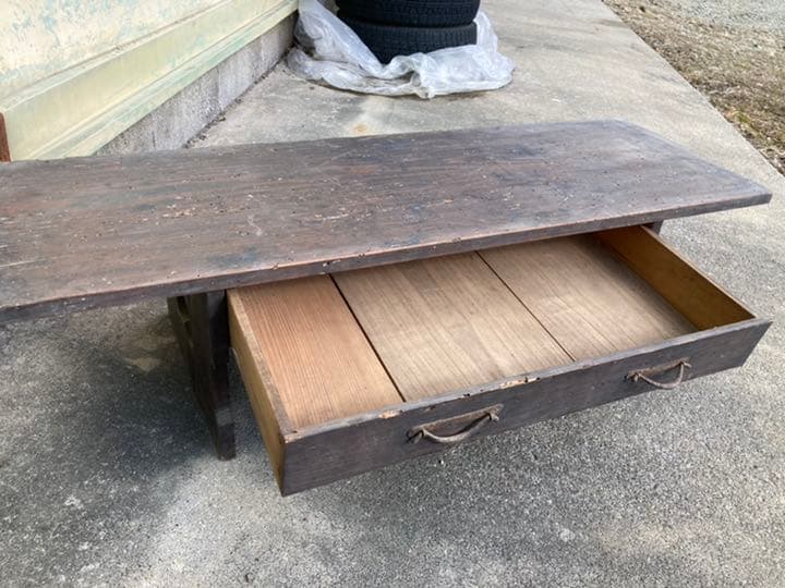 アンティークシンプル木製机