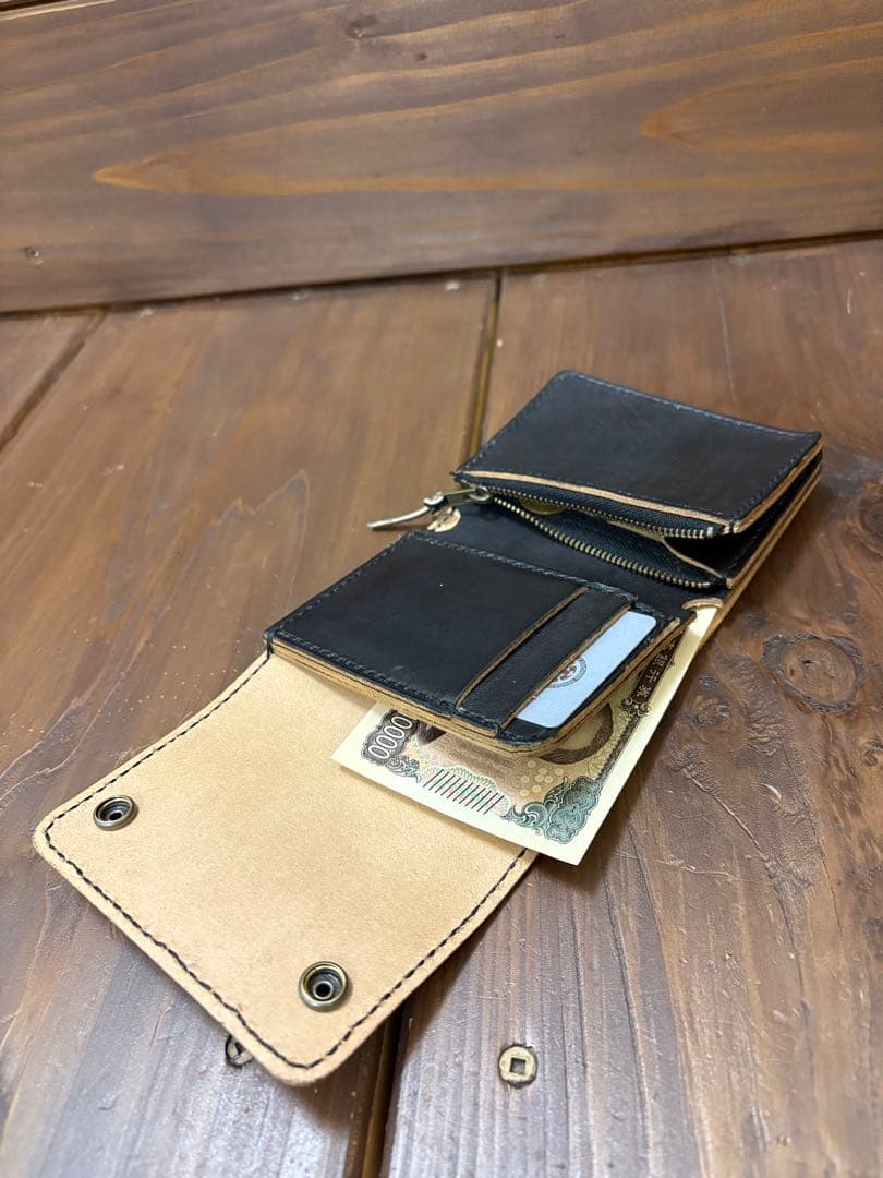 トラッカーウォレット　trucker wallet 本革ヌメ革　茶芯ブラック