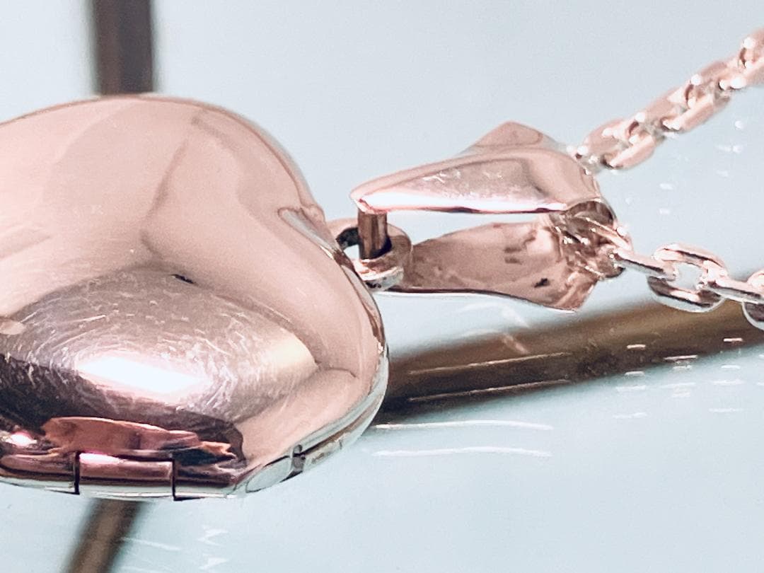 【銀製品】平ハート（花柄）シルバーロケットペンダント