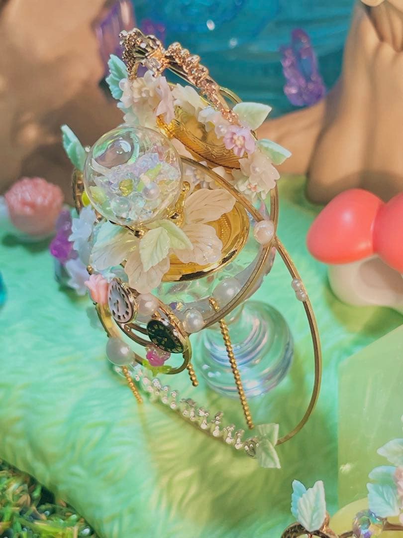 不思議な森の不思議なモノ　フェザー時計妖精時間