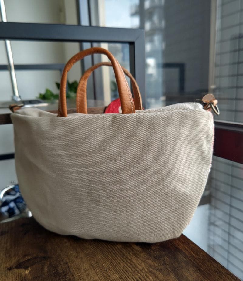 ミナペルホネン/tambourineタンバリンレッド /ミニラウンドショルダー本