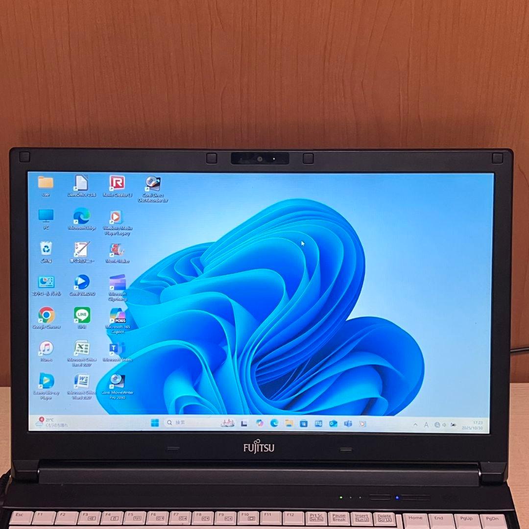 【Windows11最新状態ですぐ使える】富士通LIFEBOOK A577/P
