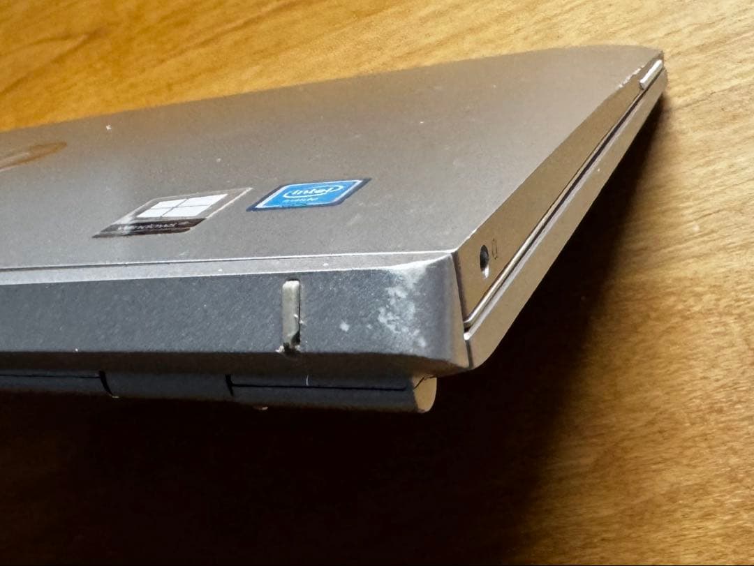 HP x2 210 G2 背面カメラ付き（2in1タブレット）