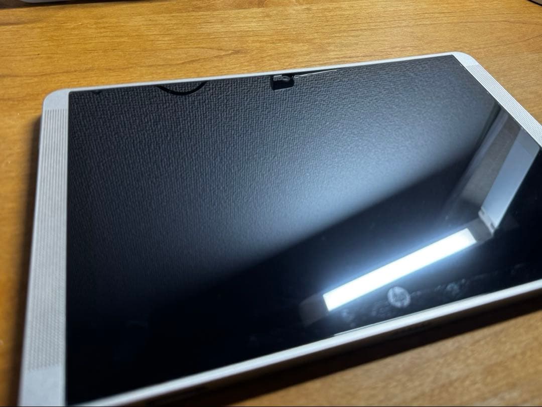 HP x2 210 G2 背面カメラ付き（2in1タブレット）