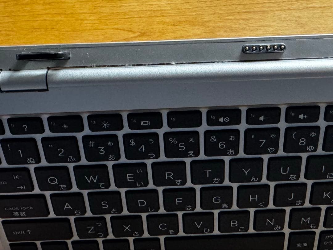 HP x2 210 G2 背面カメラ付き（2in1タブレット）