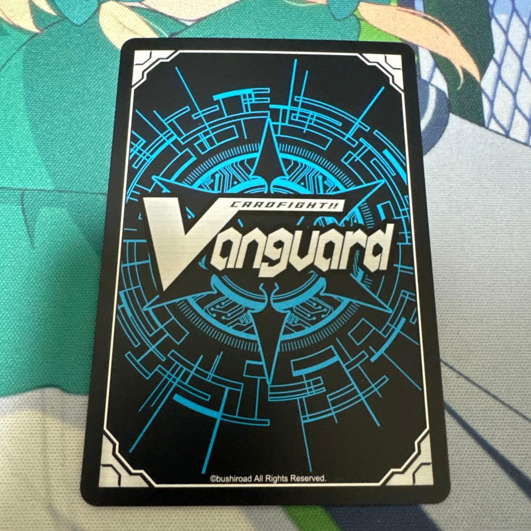 西塔ミコト　ペルソナシールド