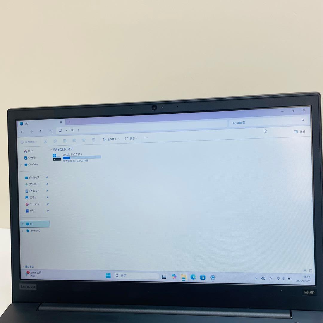 #153 レノボ ThinkPad E580 i5-8250U 8gb 256G