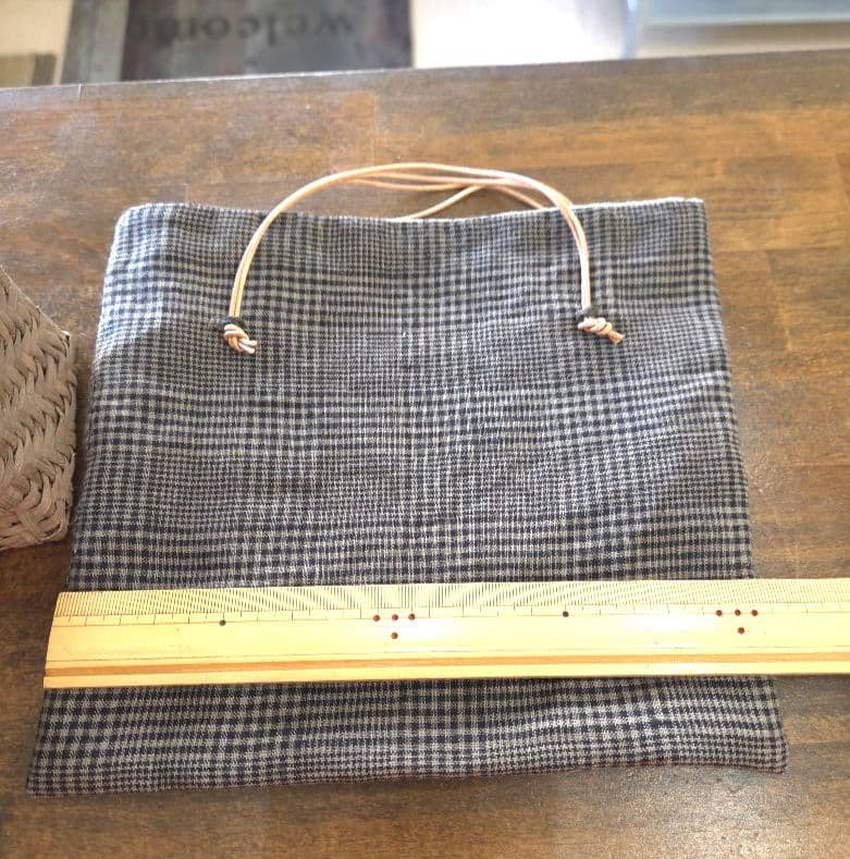 国産山葡萄　ハンドメイド籠バック　小さいけど更に小さい方