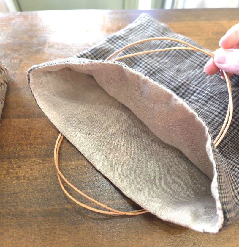 国産山葡萄　ハンドメイド籠バック　小さいけど更に小さい方