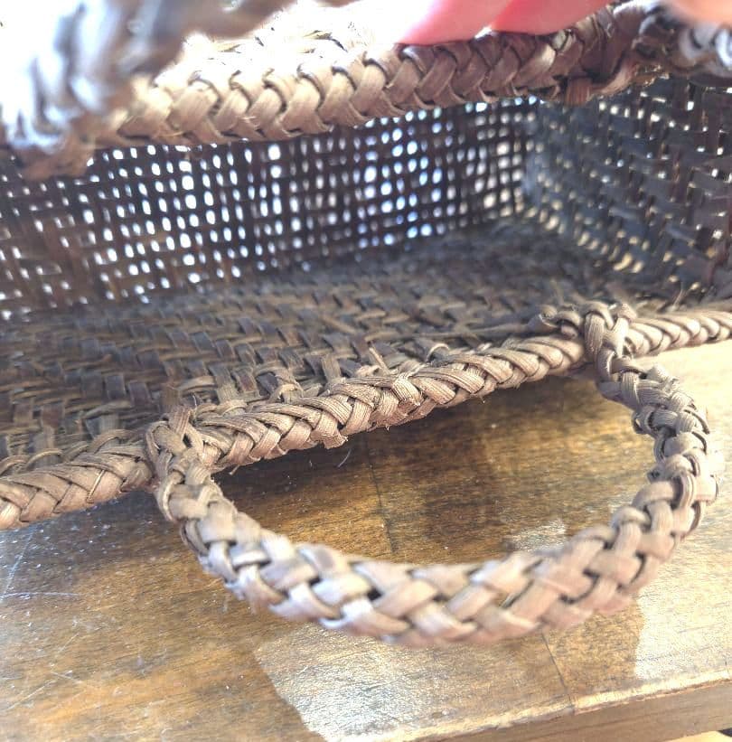 国産山葡萄　ハンドメイド籠バック　小さいけど更に小さい方