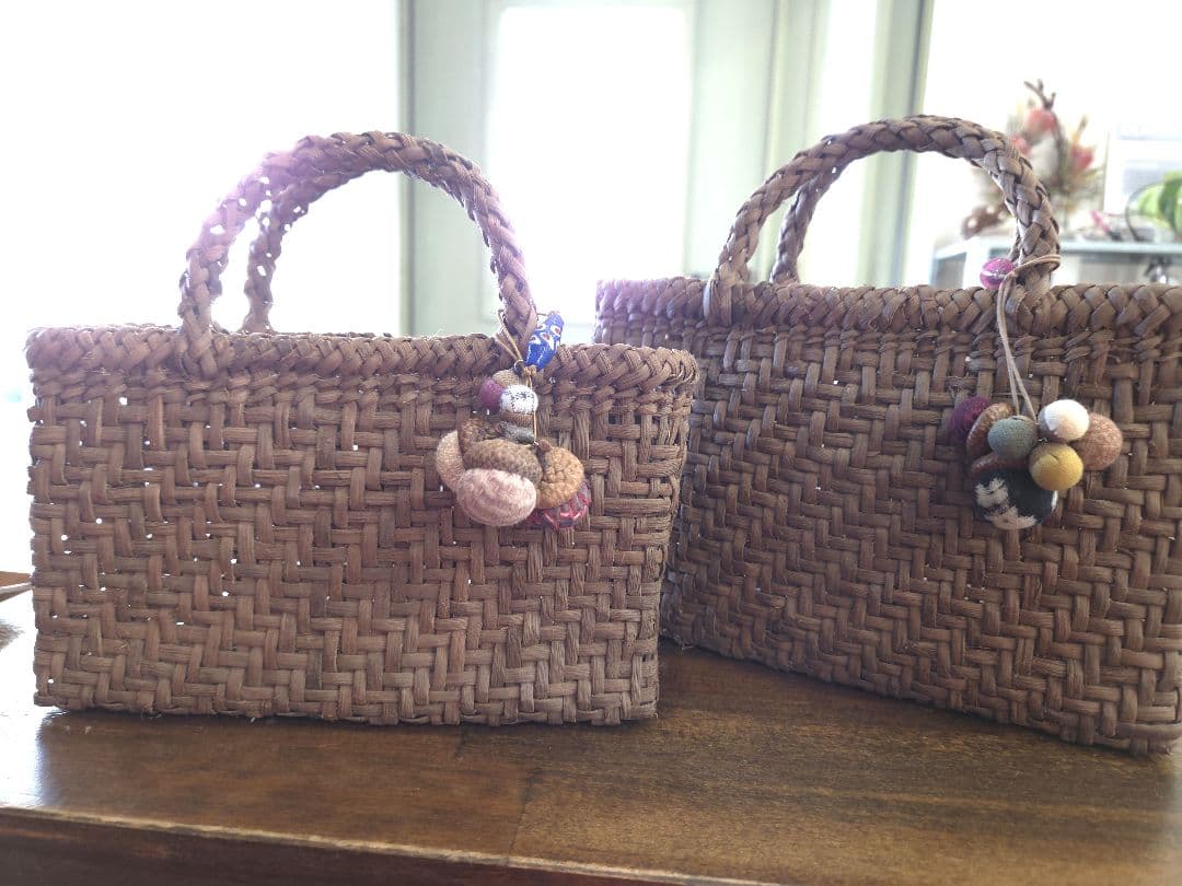 国産山葡萄　ハンドメイド籠バック　小さいけど更に小さい方