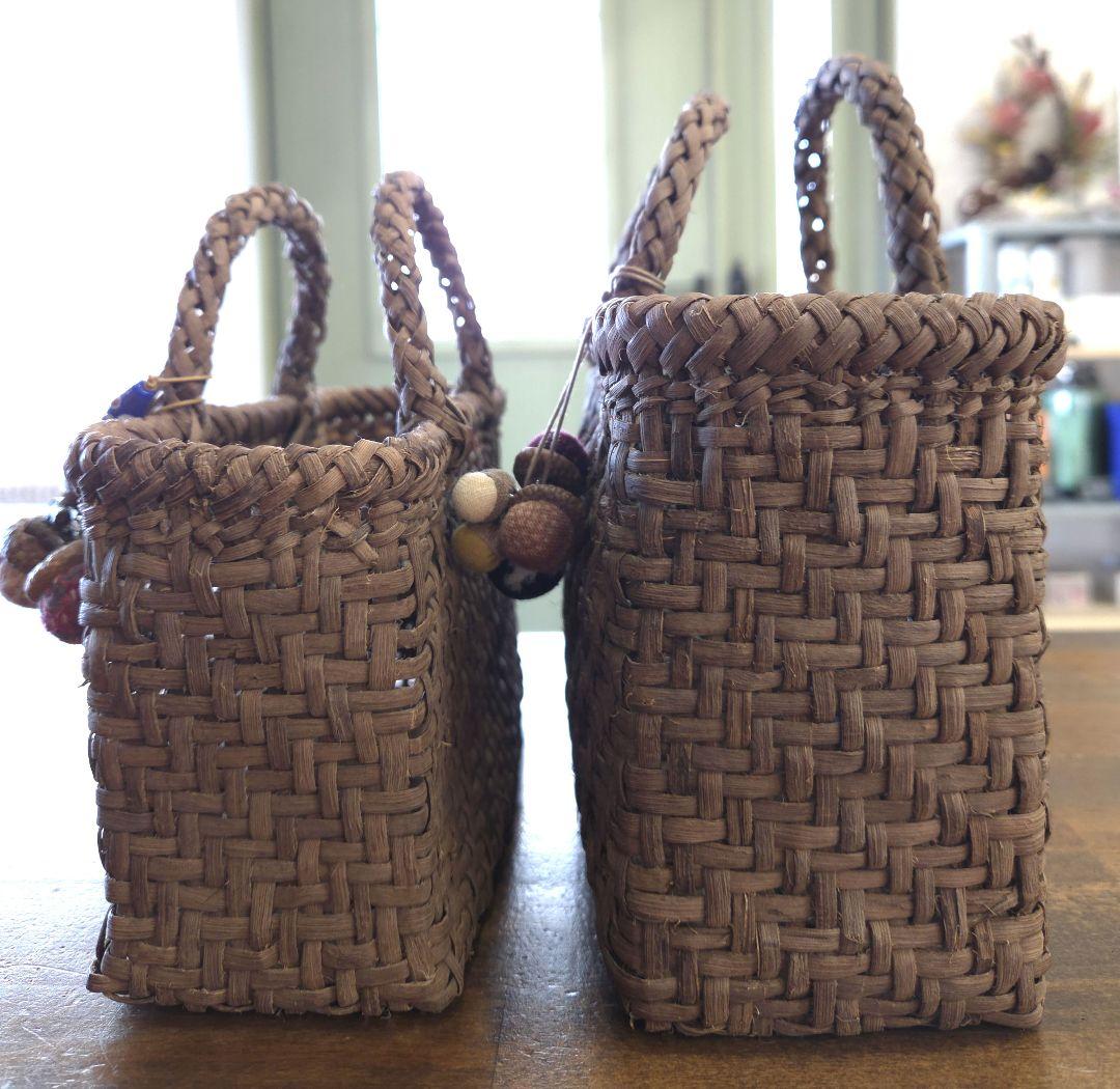 国産山葡萄　ハンドメイド籠バック　小さいけど更に小さい方