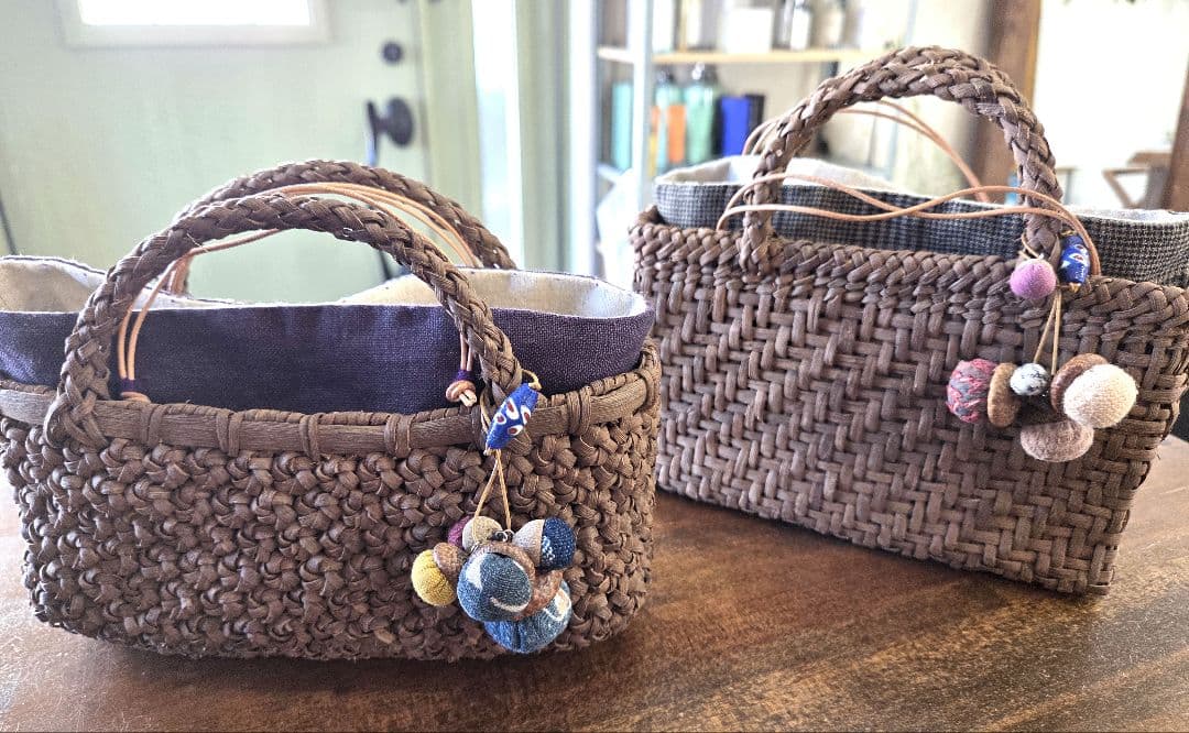 国産山葡萄　ハンドメイド籠バック　小さいけど更に小さい方