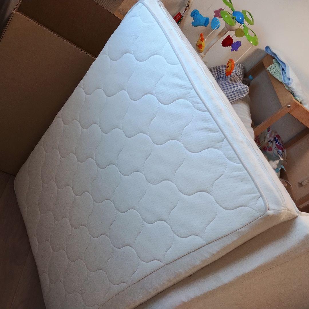 Airy エアリーマットレス　エアロキューブ　アイリスオーヤマ　布団　敷き布団