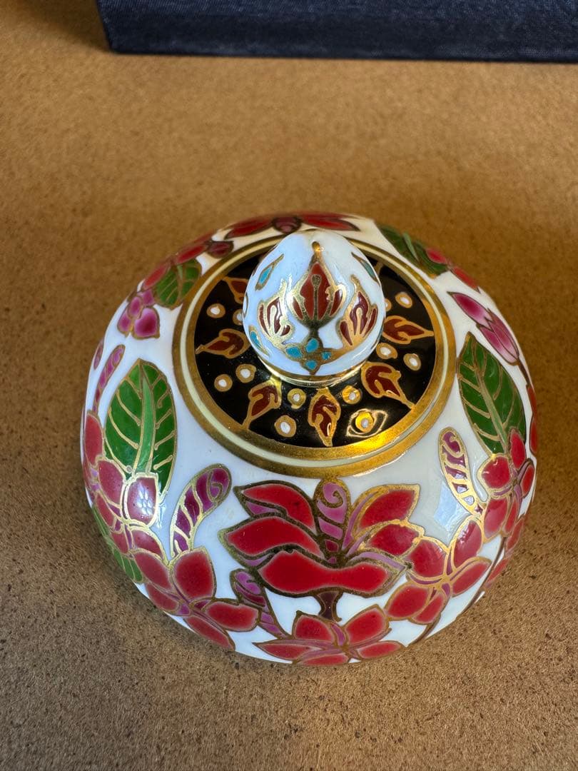 未使用品　ベンジャロン工房 小物入れ ＆ ミニプレート3枚 セット