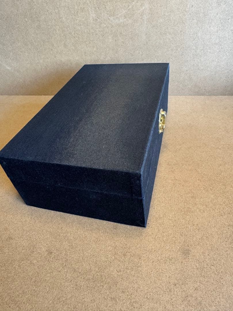 未使用品　ベンジャロン工房 小物入れ ＆ ミニプレート3枚 セット