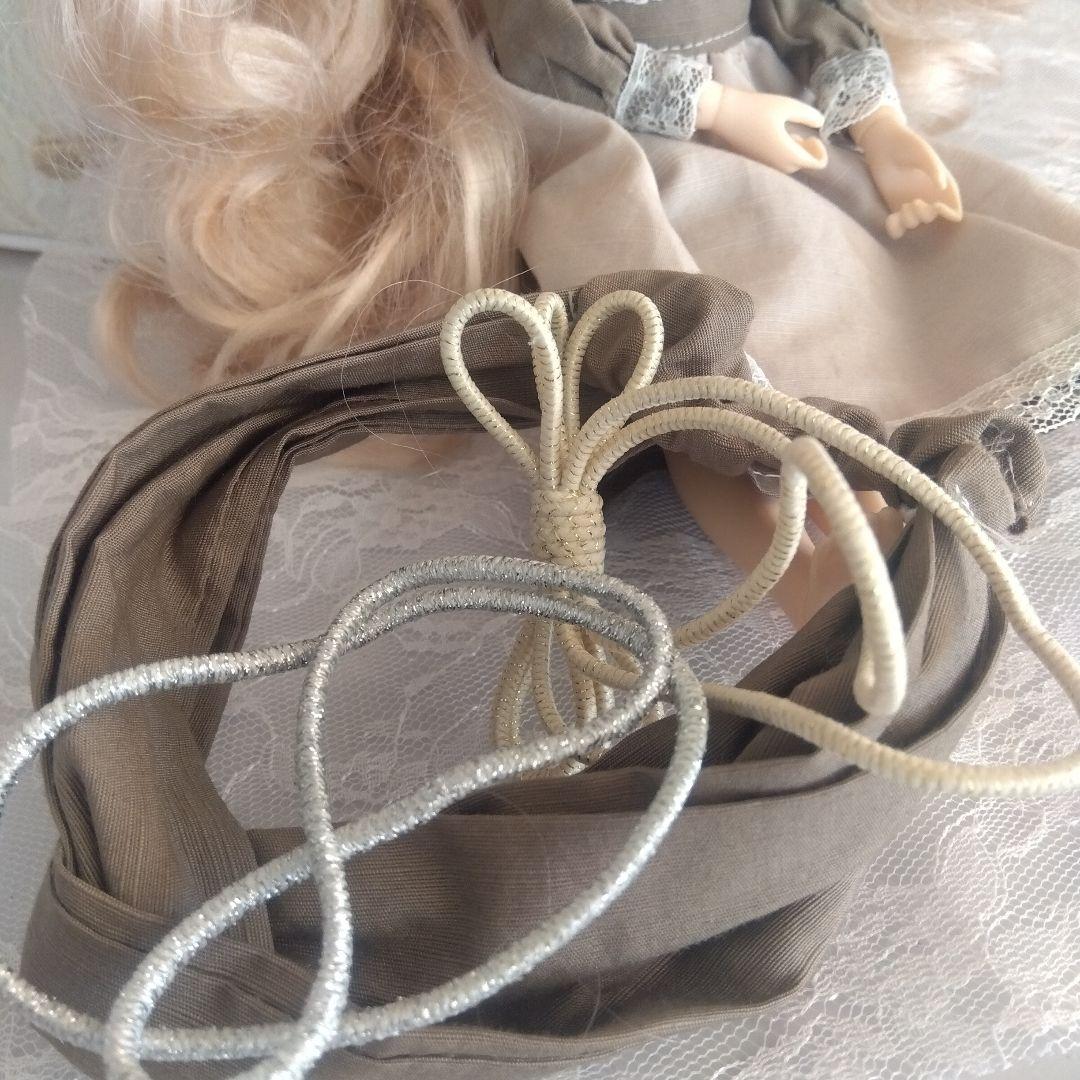 アイシードール　カスタムブライス　白肌　ピンクブロンドゆるふわ　作家様オリジナル