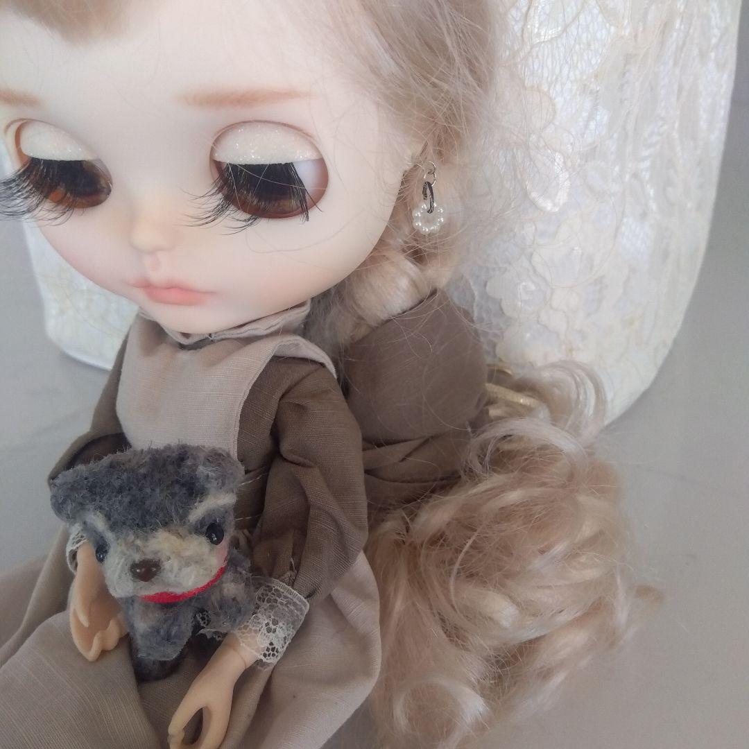 アイシードール　カスタムブライス　白肌　ピンクブロンドゆるふわ　作家様オリジナル