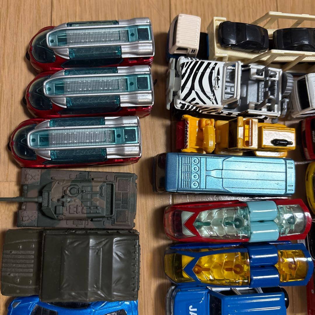 トミカ　31台まとめ売り