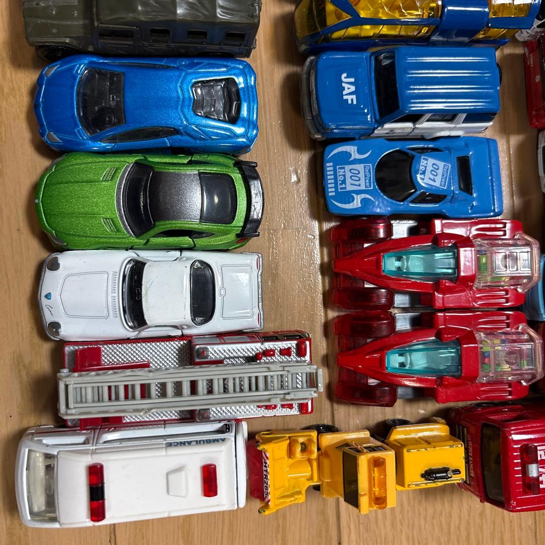 トミカ　31台まとめ売り