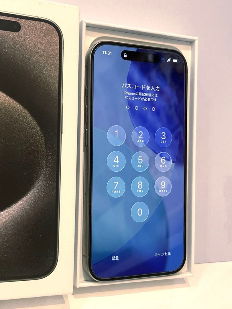 美品　iPhone 15 Pro 256G 89%バッテリー