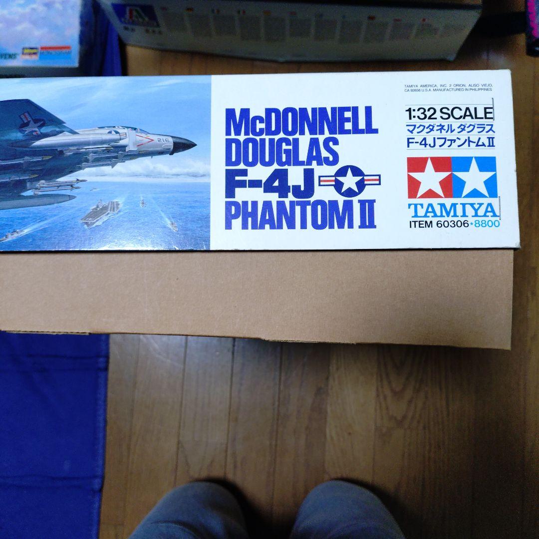 タミヤ McDonnell Douglas F-4J Phantom II