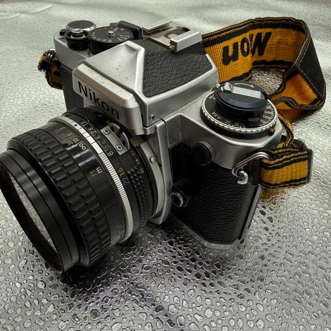 nikon fm フィルムカメラ　一眼レフ