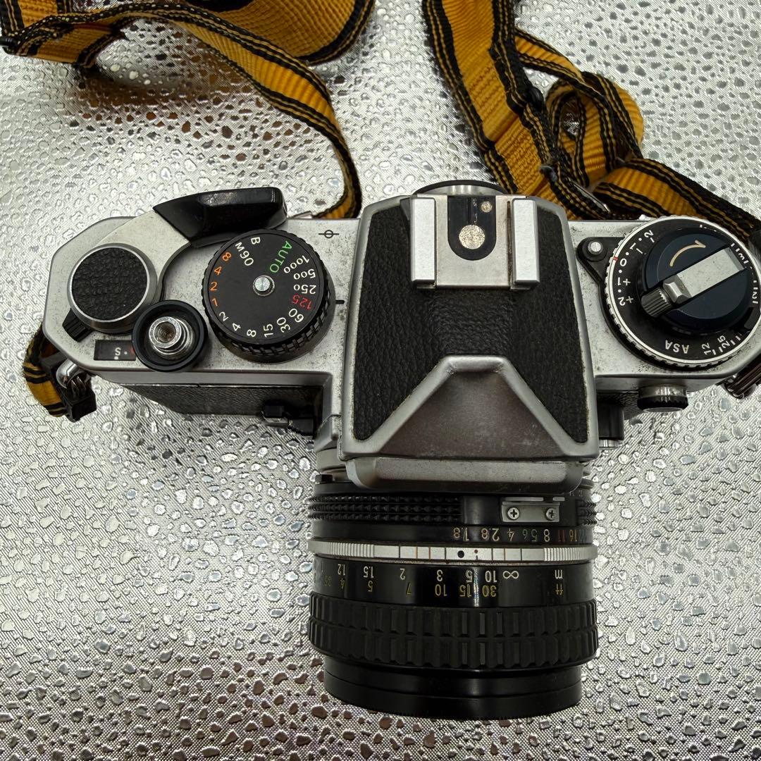 nikon fm フィルムカメラ　一眼レフ