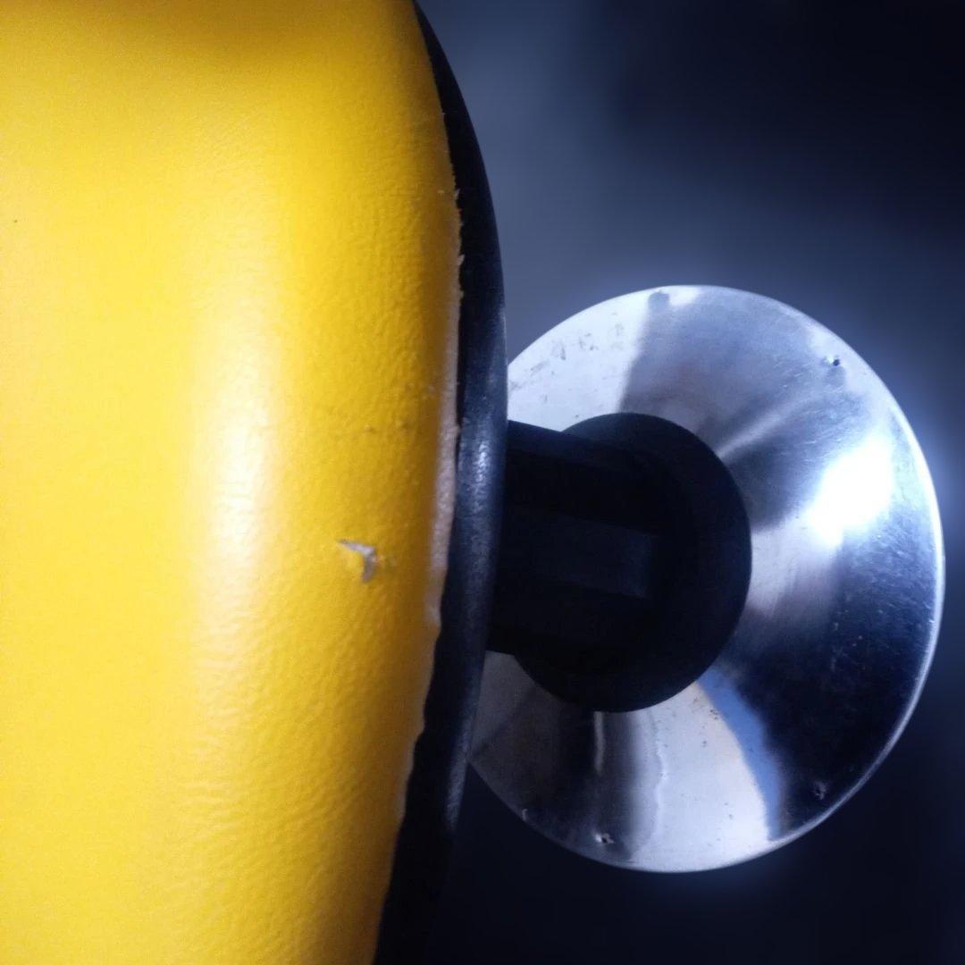 パチンコ店イス　パーラーチェア（オートリターン式）⑯