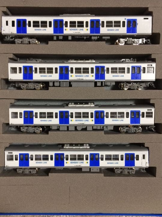 【春セール】仙石線103系RT235編成4両セット(新品コアレス動力ユニット付)