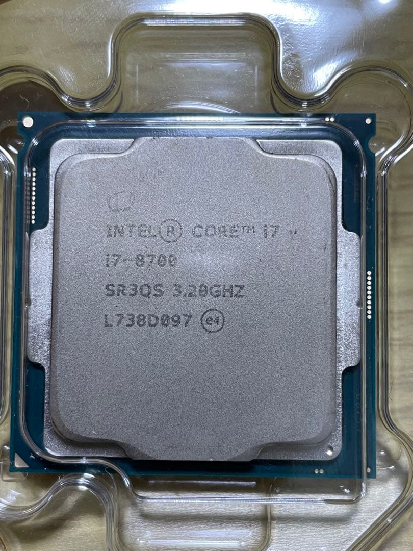 Intel Core i7-8700 CPU マザーボード、メモリ付き