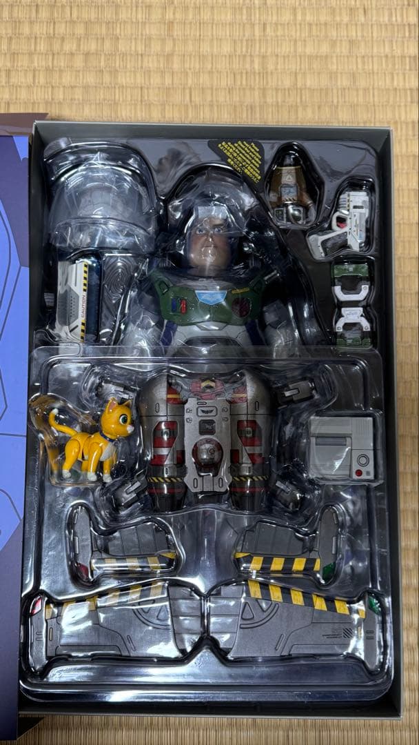 ホットトイズ ムービー・マスターピース 1/6 フィギュア バズ・ライトイヤー