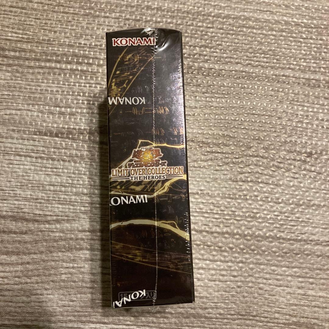 新品未開封シュリンク付遊戯王LIMIT OVER COLLECTION 1BOX