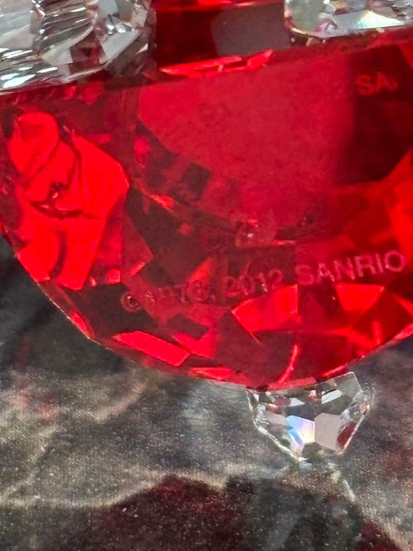 スワロフスキー　ハローキティ