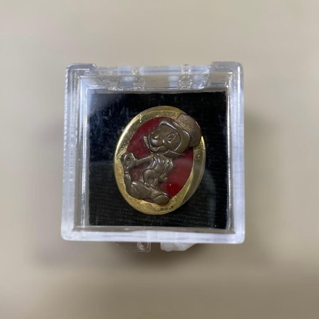 非売品 東京ディズニーランド キャスト トレーナー ピン【3月末までの出品】