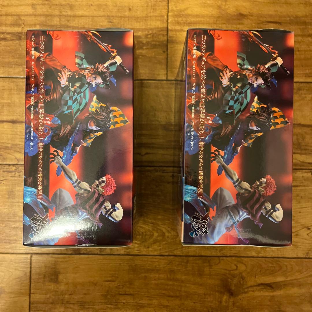 鬼滅の刃　XrossLinkフィギュア　炭治郎✖️2、義勇✖️1、猗窩座✖️2