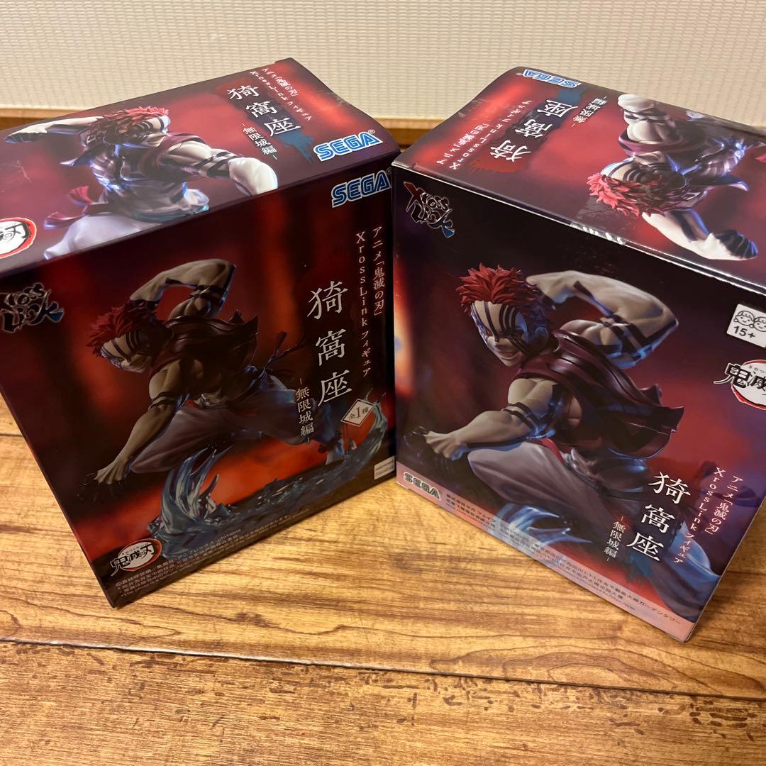 鬼滅の刃　XrossLinkフィギュア　炭治郎✖️2、義勇✖️1、猗窩座✖️2