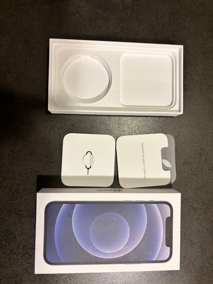 iPhone12 中古128GB ブラック　simフリー